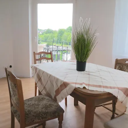 Lägenhet Meeraner Parkresidenz *