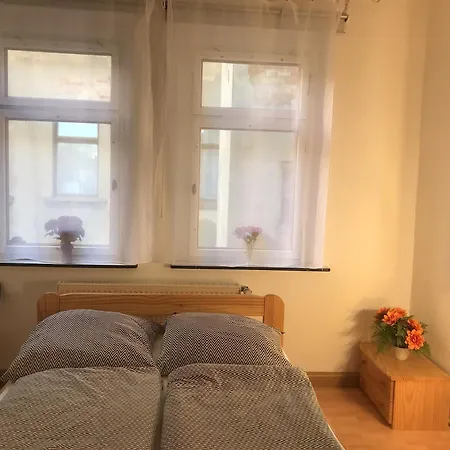 Apartment Meeraner Parkresidenz *