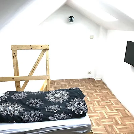 Apartment Meeraner Parkresidenz *