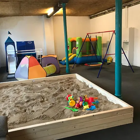 Lägenhet Meeraner Parkresidenz