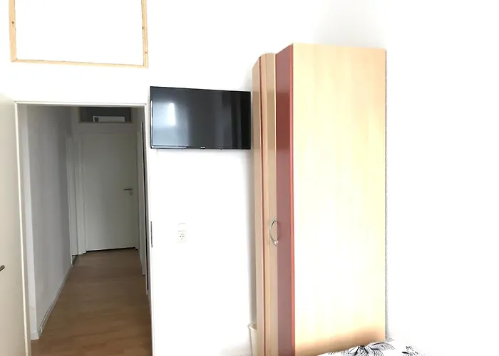 아파트 Meeraner Parkresidenz 미레인