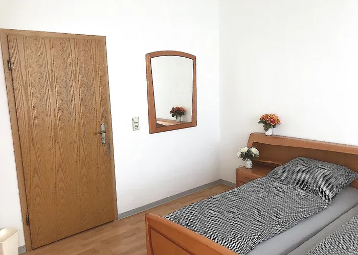 아파트 Meeraner Parkresidenz 미레인