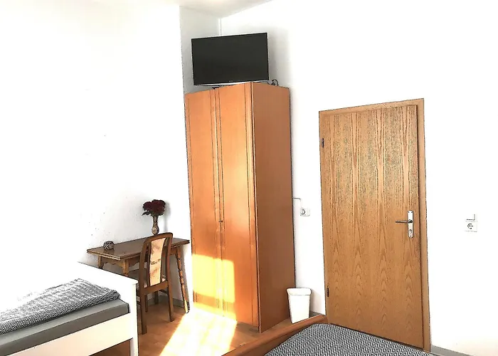 Apartment Meeraner Parkresidenz