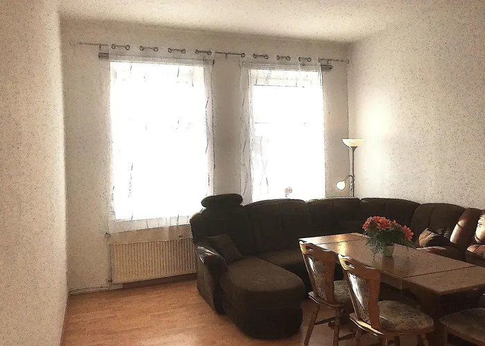 Meeraner Parkresidenz 아파트 미레인