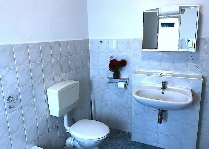 아파트 Meeraner Parkresidenz *